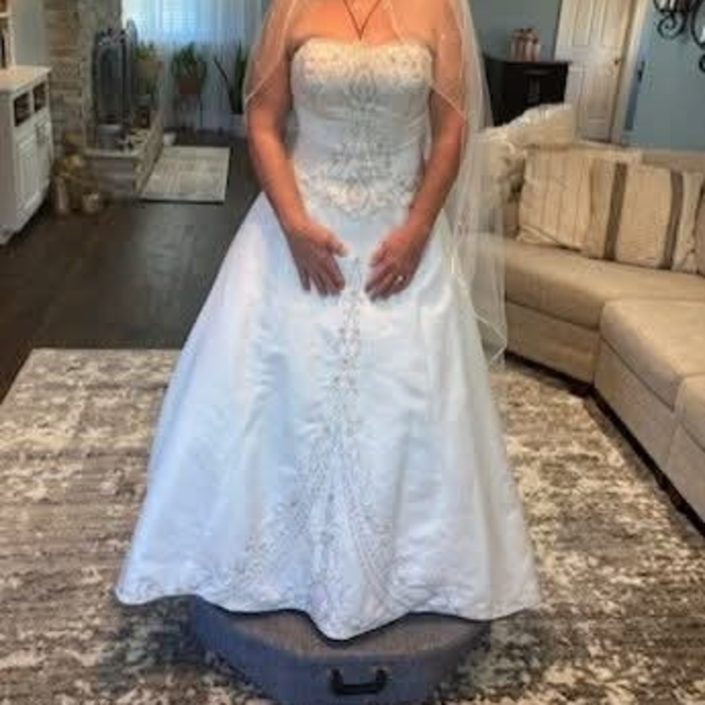 Jasmine Ivory Embroidered Wedding Gown.